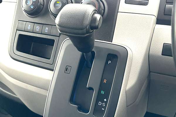 2022 Toyota Hiace GDH300R LWB
