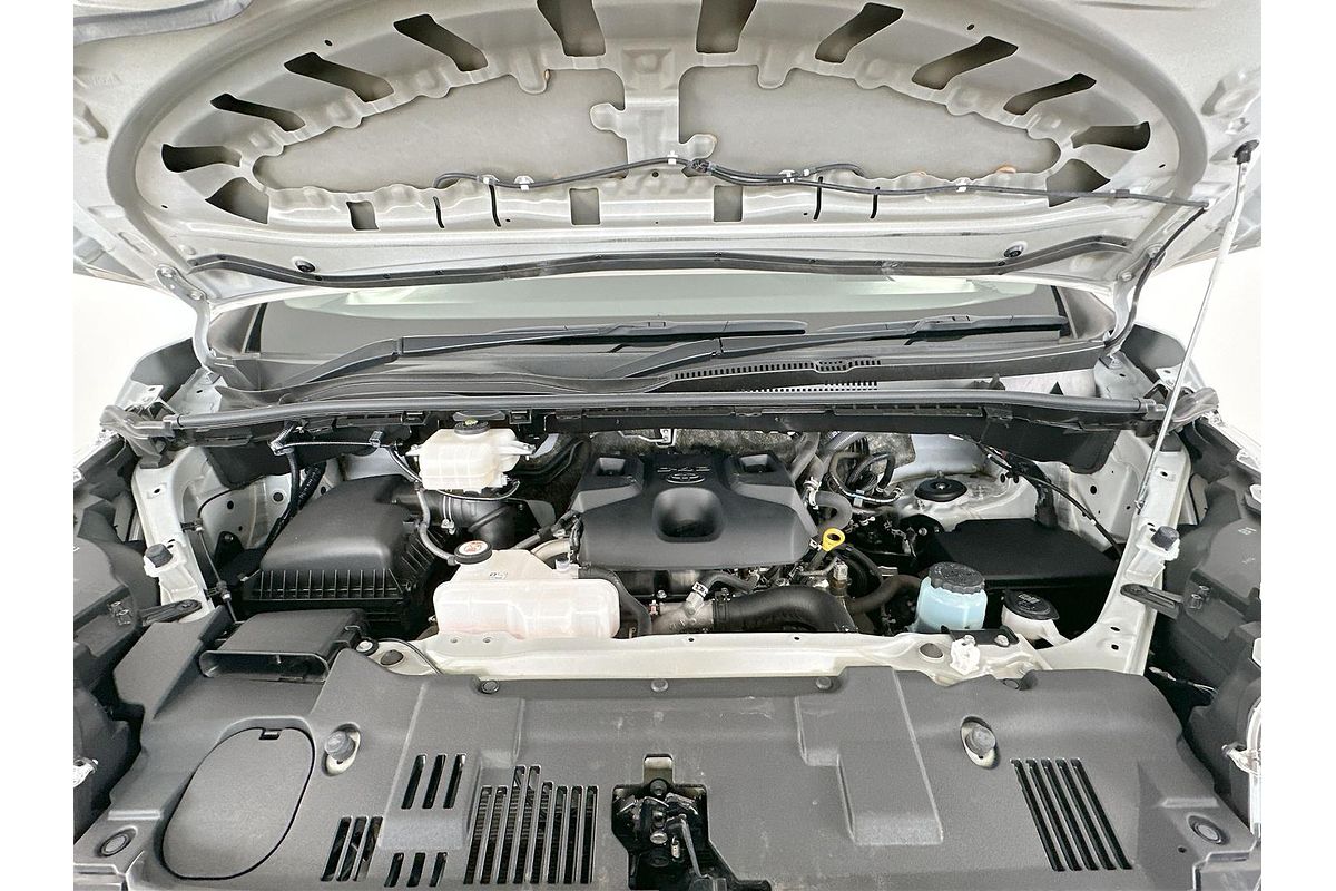 2022 Toyota Hiace GDH300R LWB