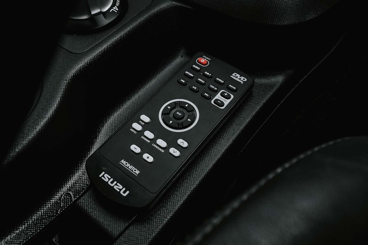 2016 Isuzu MU-X LS-T
