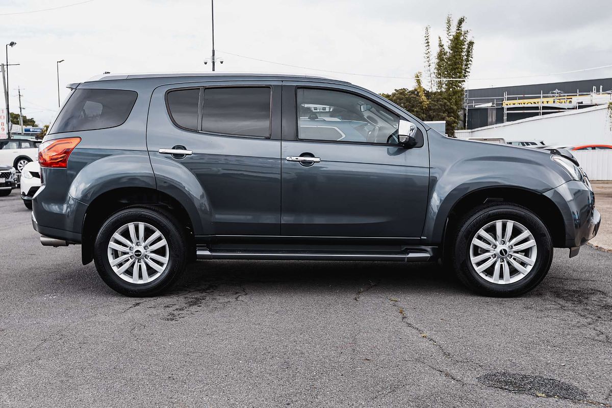 2016 Isuzu MU-X LS-T