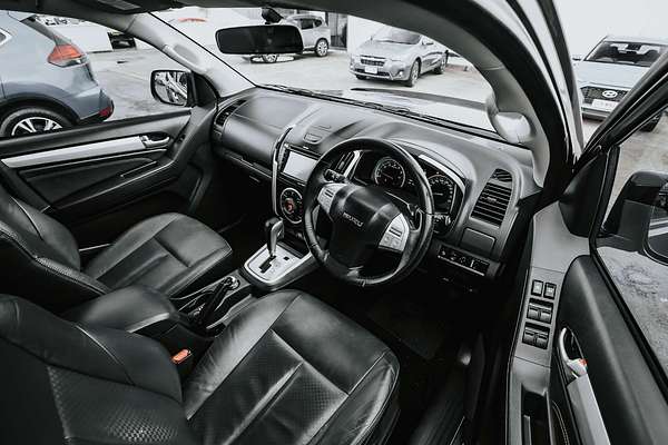 2016 Isuzu MU-X LS-T