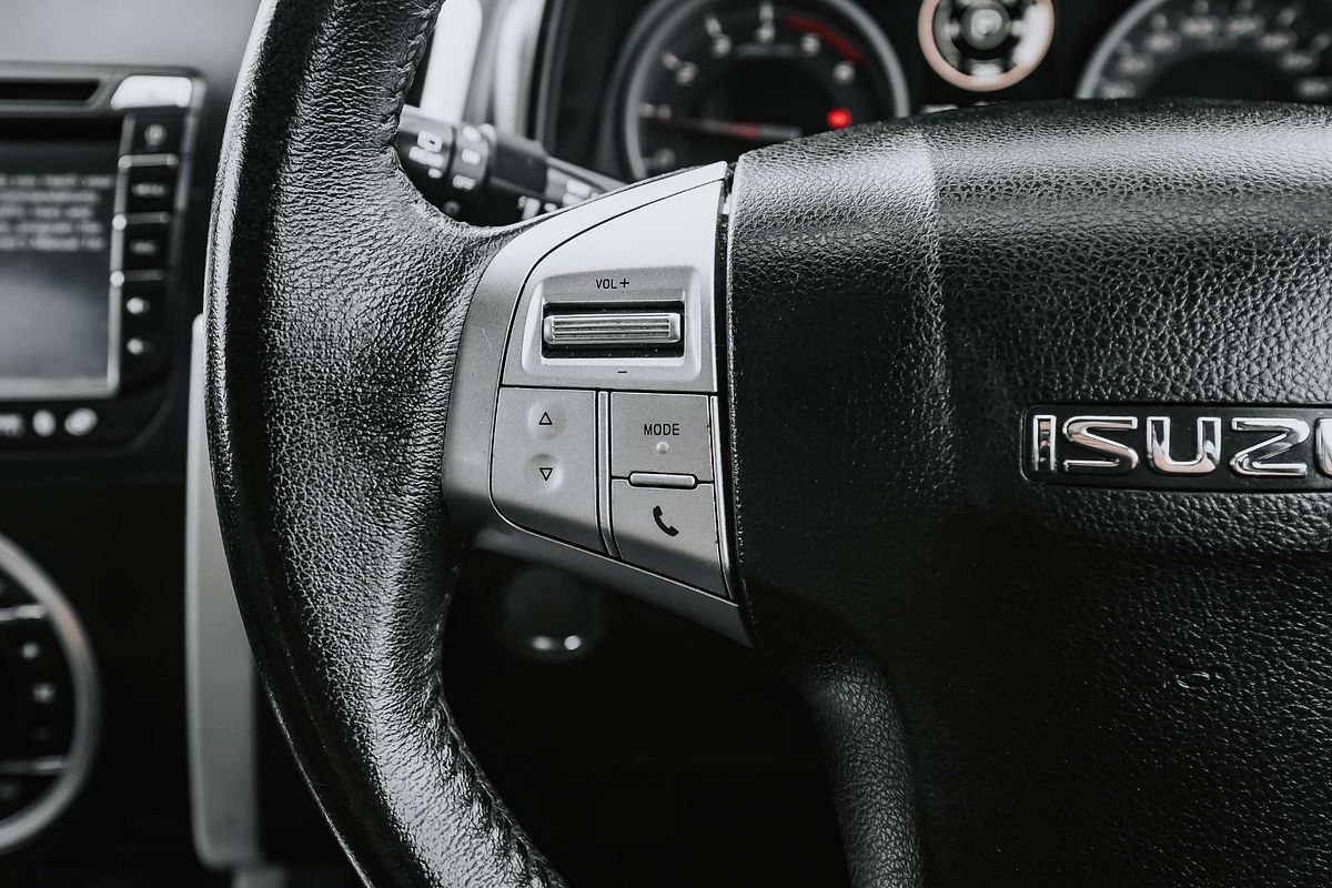 2016 Isuzu MU-X LS-T