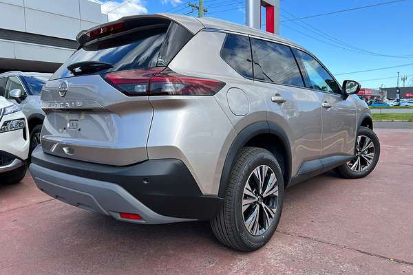 2025 Nissan X-TRAIL ST-L T33