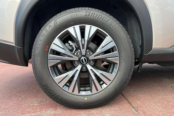 2025 Nissan X-TRAIL ST-L T33