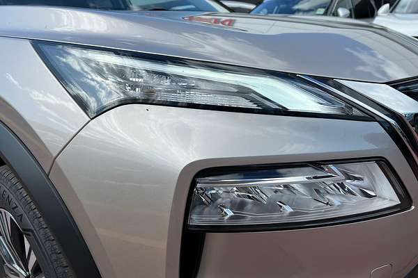 2025 Nissan X-TRAIL ST-L T33