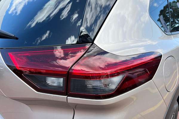 2025 Nissan X-TRAIL ST-L T33