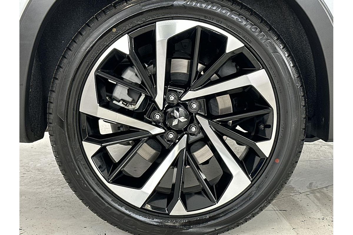 2024 Mitsubishi Outlander Exceed Tourer ZM