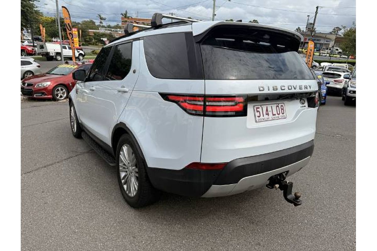 2017 Land Rover Discovery TD6 HSE Series 5