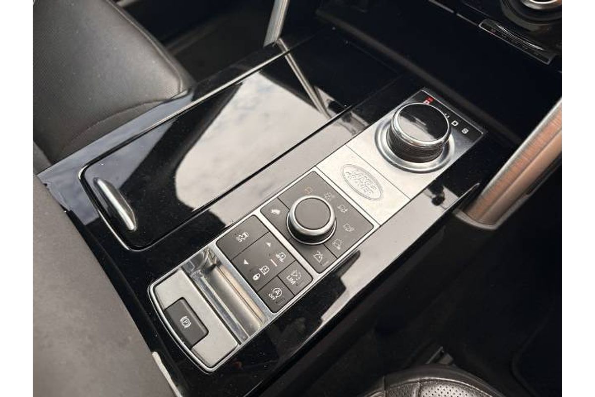 2017 Land Rover Discovery TD6 HSE Series 5