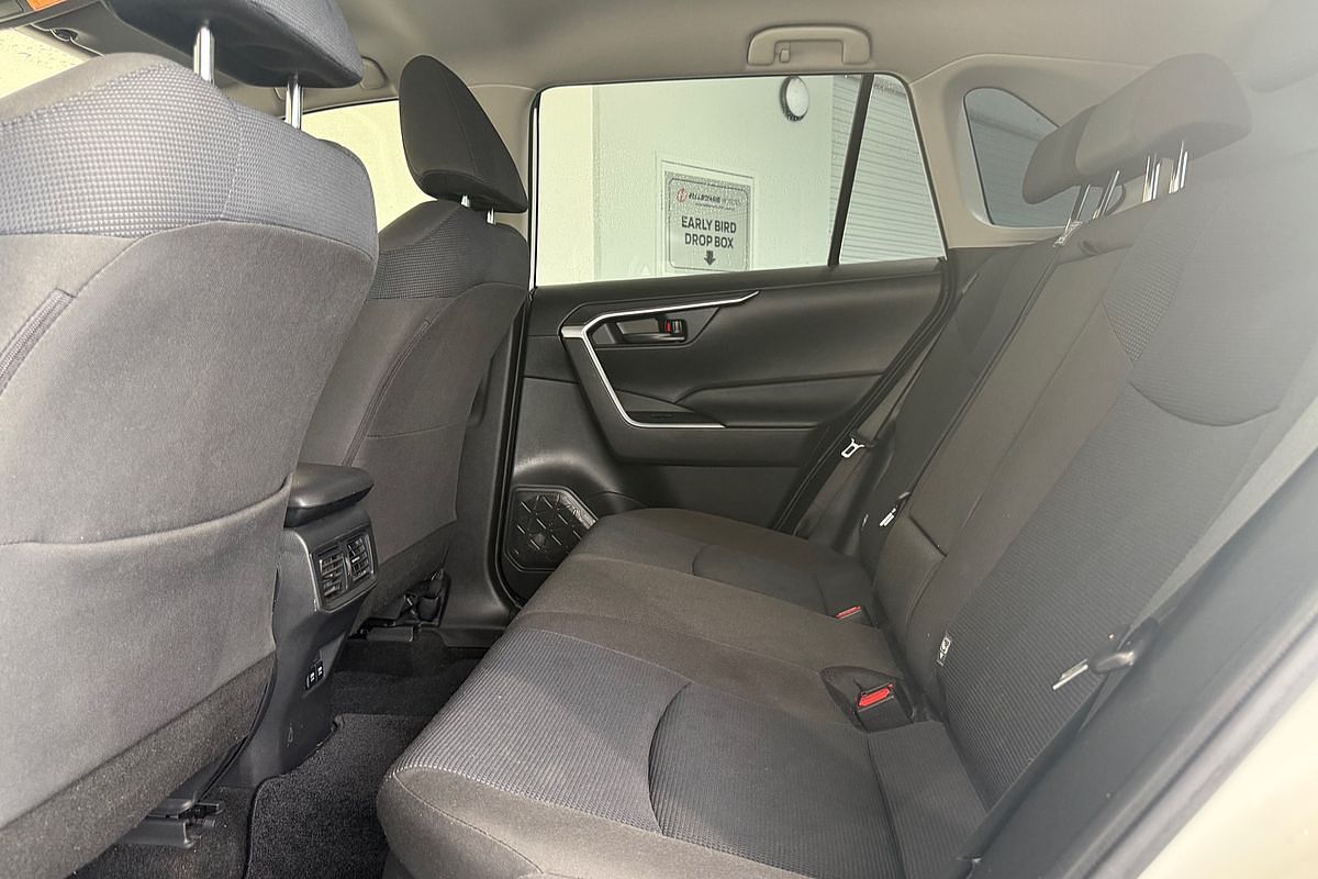 2020 Toyota RAV4 GX AXAH54R