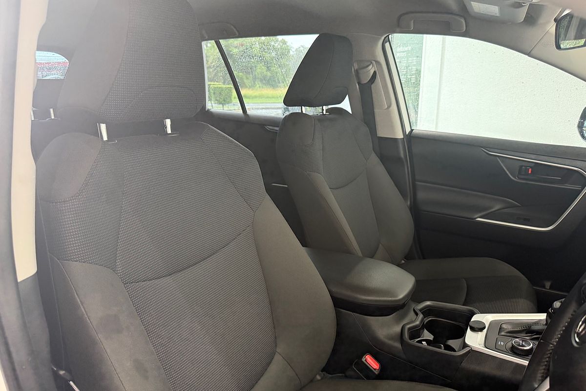 2020 Toyota RAV4 GX AXAH54R