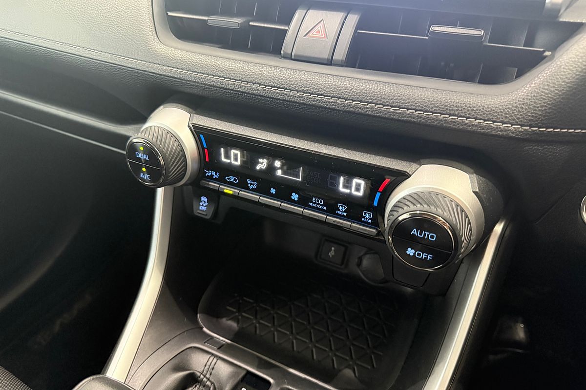 2020 Toyota RAV4 GX AXAH54R