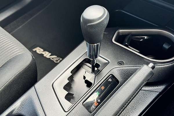 2016 Toyota RAV4 GX ZSA42R