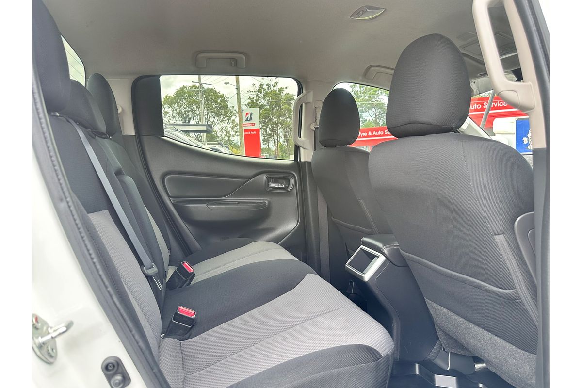 2019 Mitsubishi Triton GLX+ MR 4X4