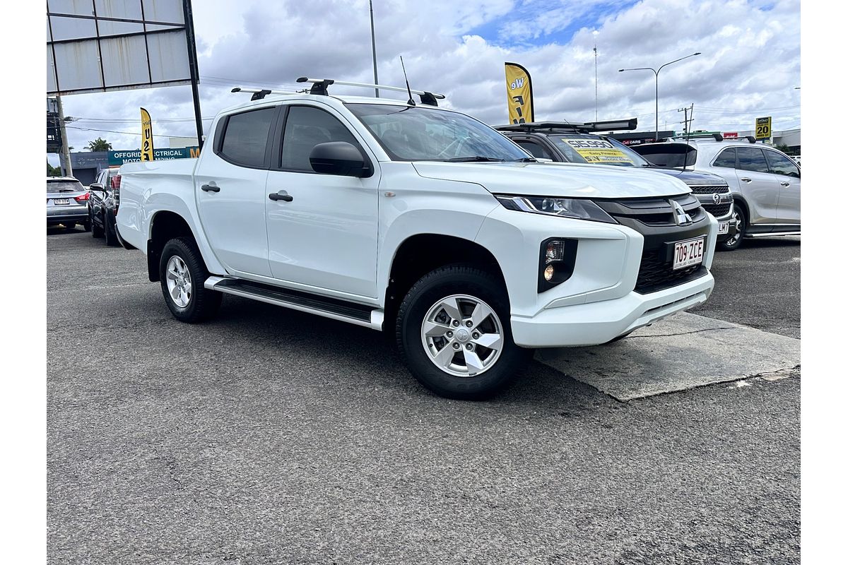 2019 Mitsubishi Triton GLX+ MR 4X4