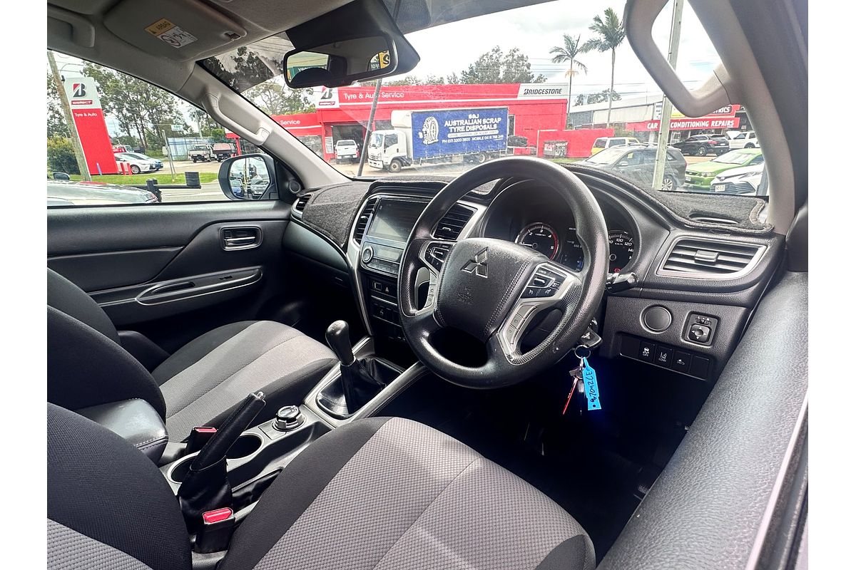 2019 Mitsubishi Triton GLX+ MR 4X4