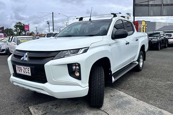 2019 Mitsubishi Triton GLX+ MR 4X4