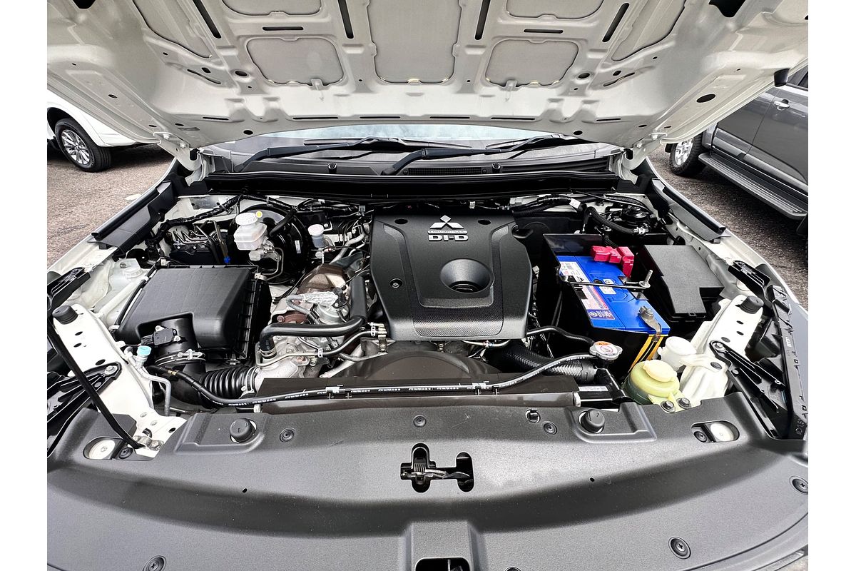 2019 Mitsubishi Triton GLX+ MR 4X4