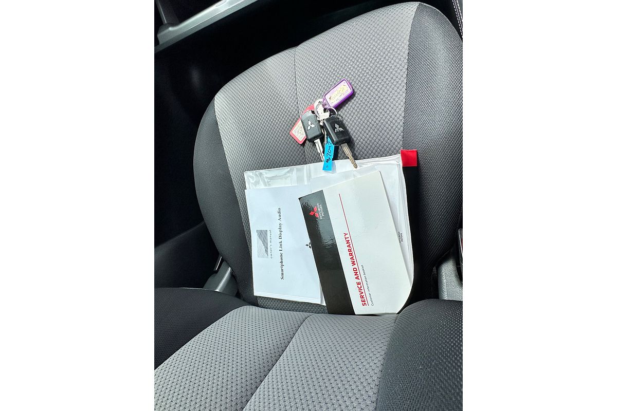 2019 Mitsubishi Triton GLX+ MR 4X4