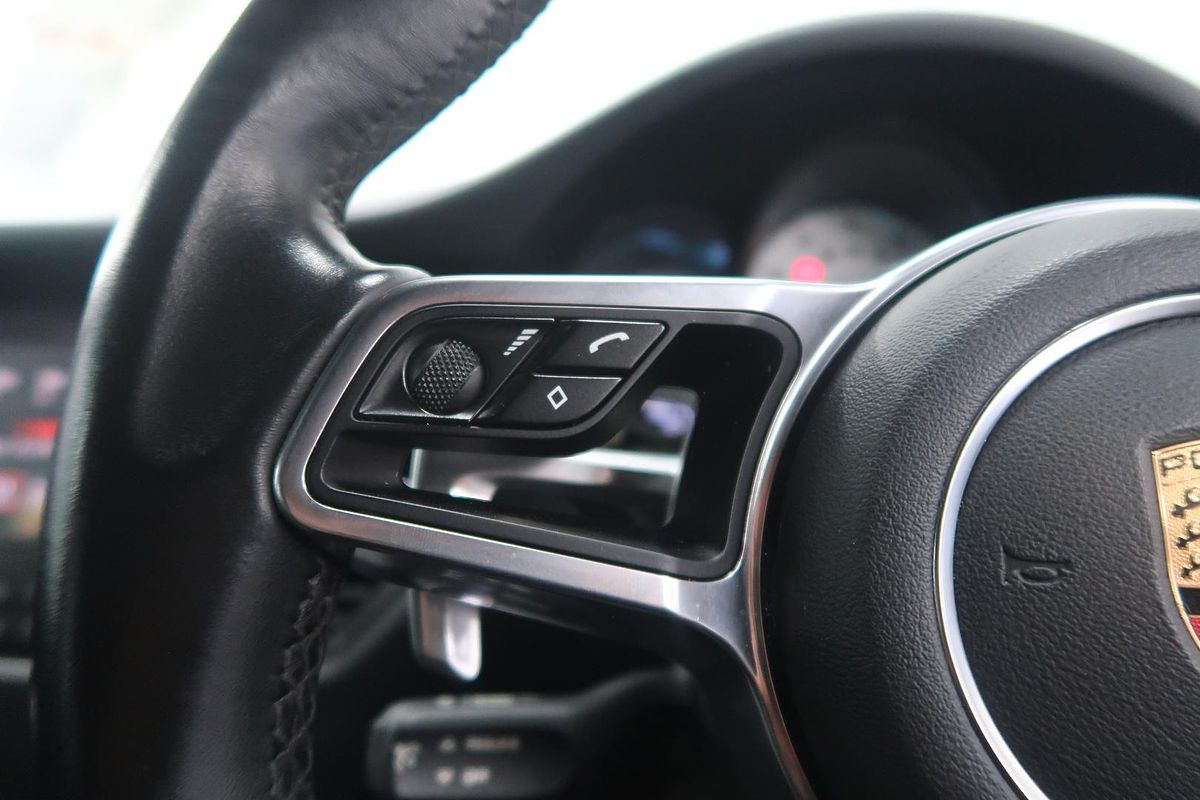 2017 Porsche Macan GTS 95B