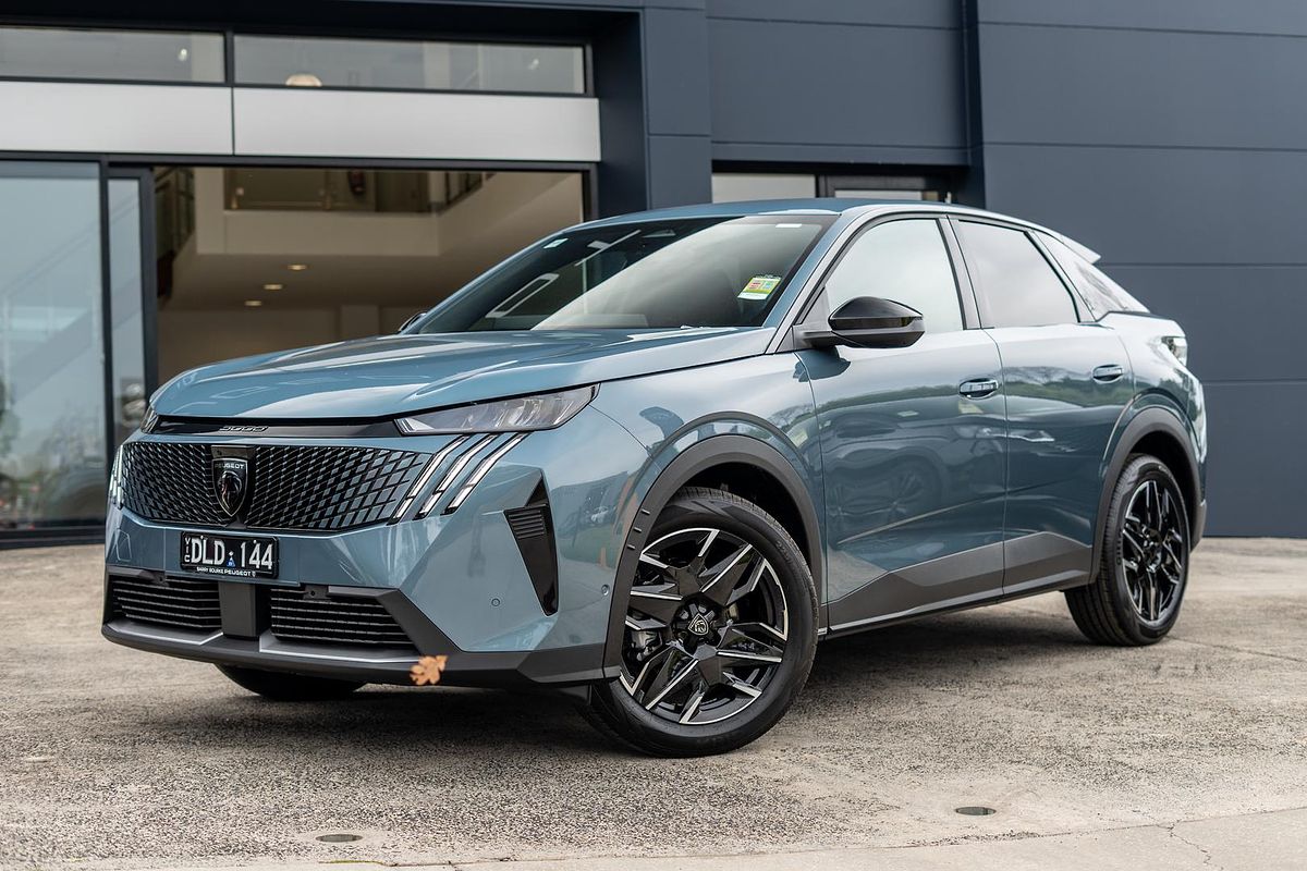 2025 Peugeot 3008 Allure Hybrid P64