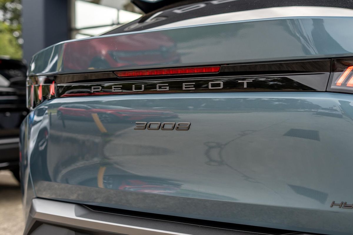2025 Peugeot 3008 Allure Hybrid P64