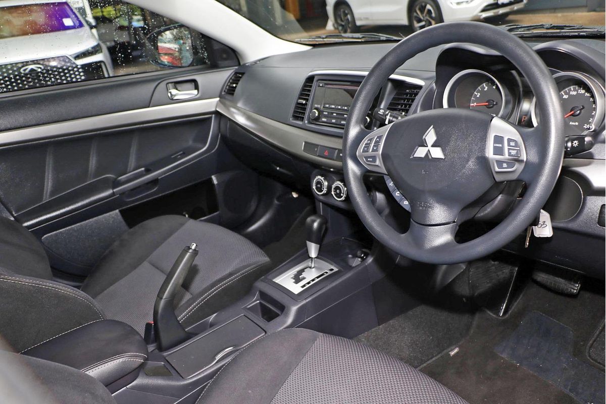 2014 Mitsubishi Lancer ES CJ