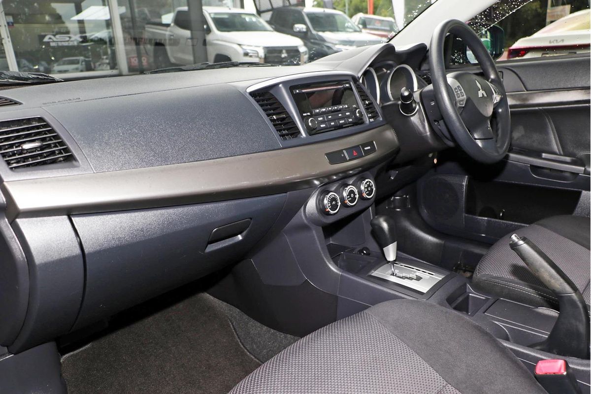 2014 Mitsubishi Lancer ES CJ