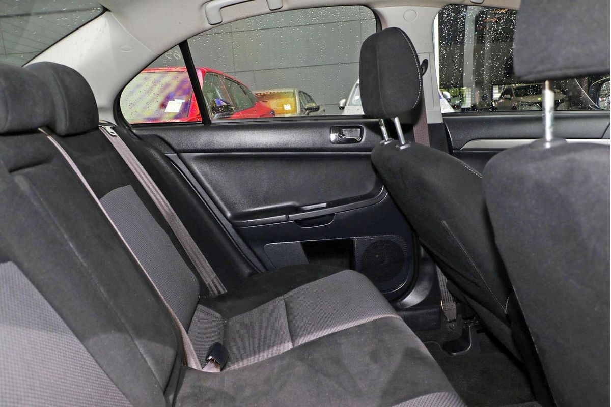 2014 Mitsubishi Lancer ES CJ