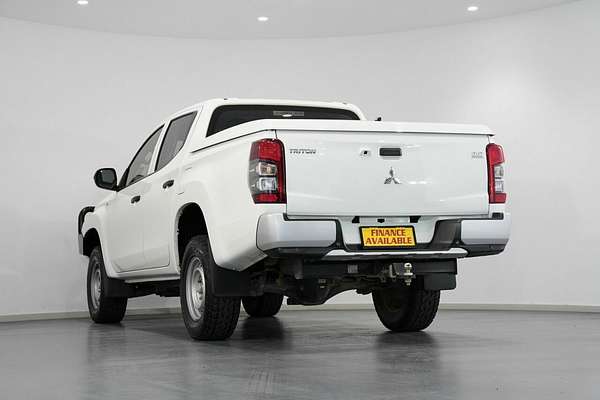 2019 Mitsubishi Triton GLX MR 4X4