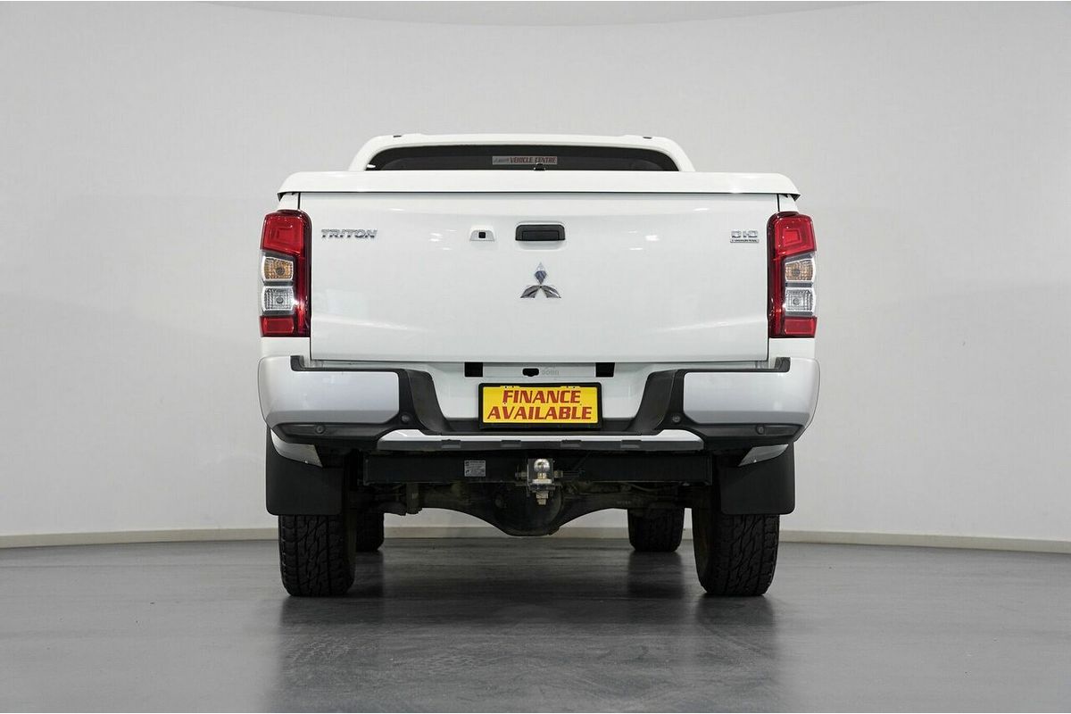 2019 Mitsubishi Triton GLX MR 4X4