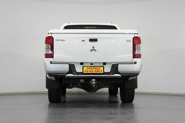 2019 Mitsubishi Triton GLX MR 4X4