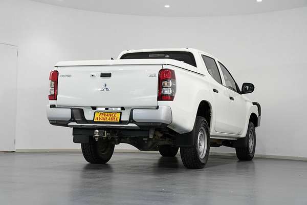 2019 Mitsubishi Triton GLX MR 4X4