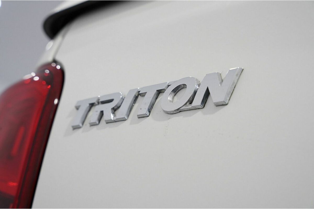 2019 Mitsubishi Triton GLX MR 4X4