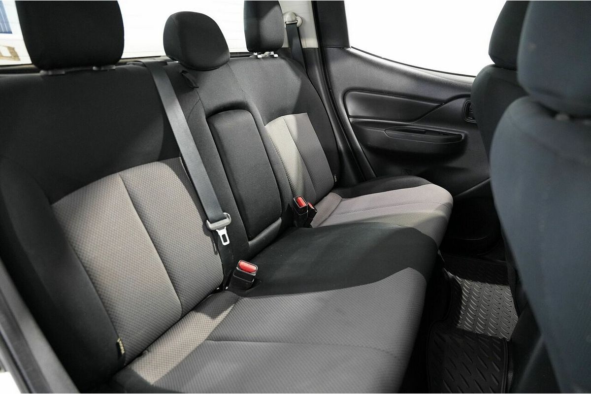 2019 Mitsubishi Triton GLX MR 4X4