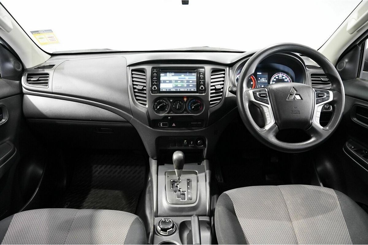 2019 Mitsubishi Triton GLX MR 4X4