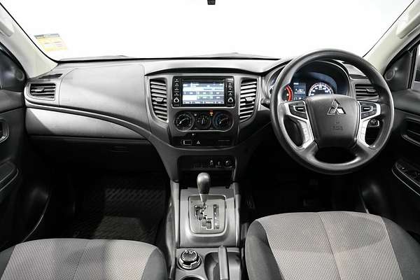 2019 Mitsubishi Triton GLX MR 4X4
