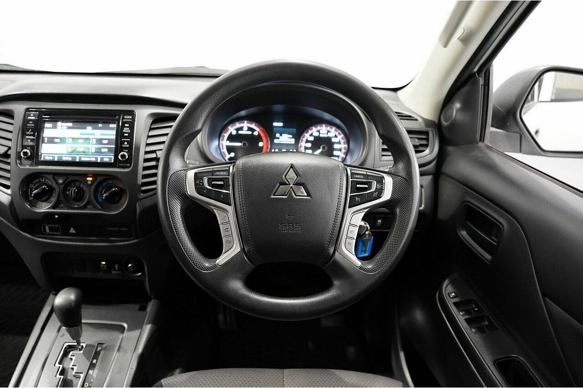 2019 Mitsubishi Triton GLX MR 4X4
