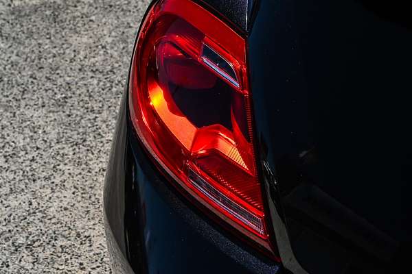 2013 Volkswagen Beetle 1L