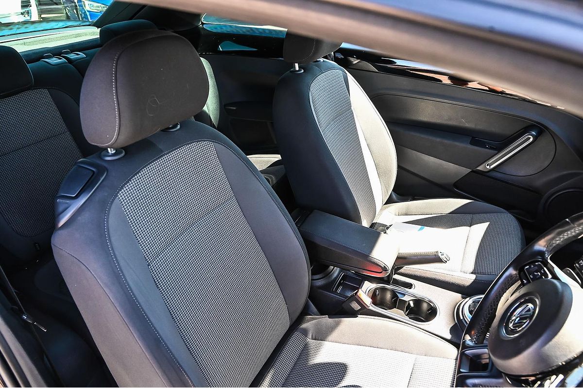 2013 Volkswagen Beetle 1L