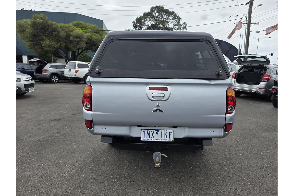 2013 Mitsubishi Triton GLX MN 4X4