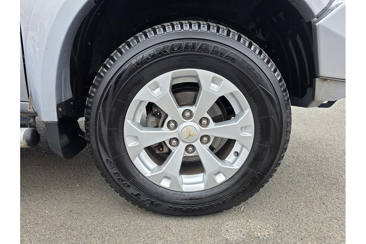 2013 Mitsubishi Triton GLX MN 4X4