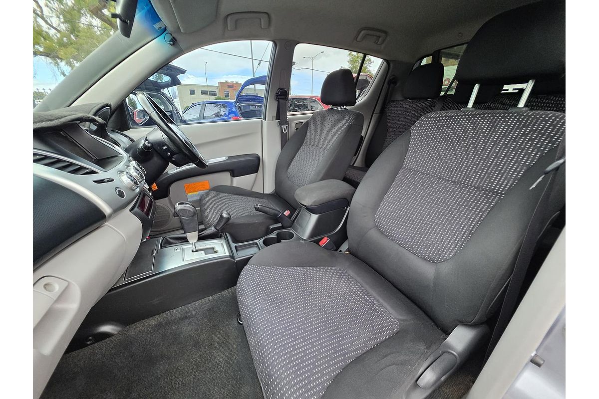 2013 Mitsubishi Triton GLX MN 4X4