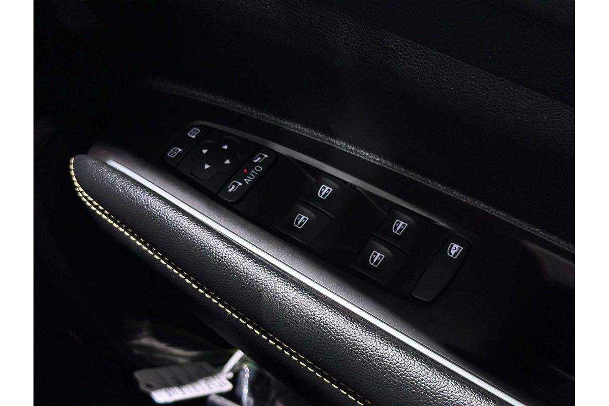 2022 Renault Koleos Black Edition HZG
