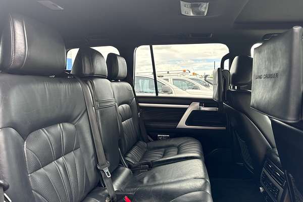 2020 Toyota Landcruiser Sahara Horizon VDJ200R