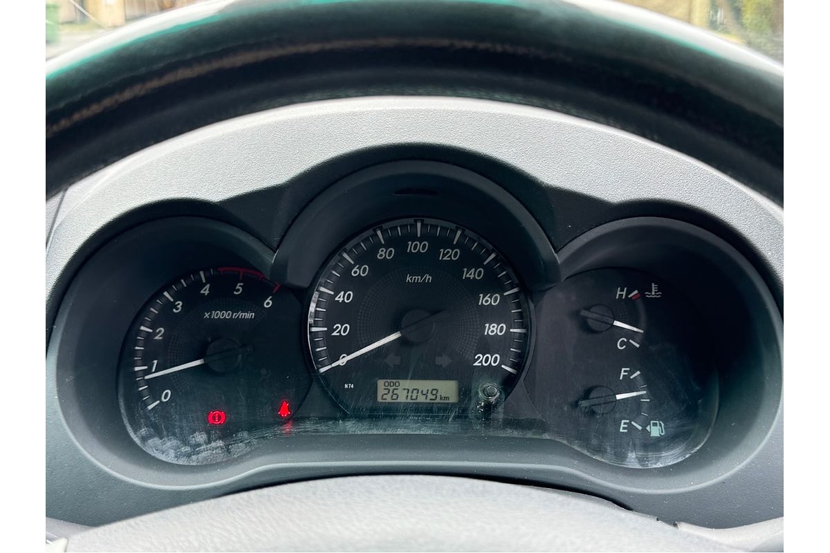 2012 Toyota Hilux SR KUN26R 4X4