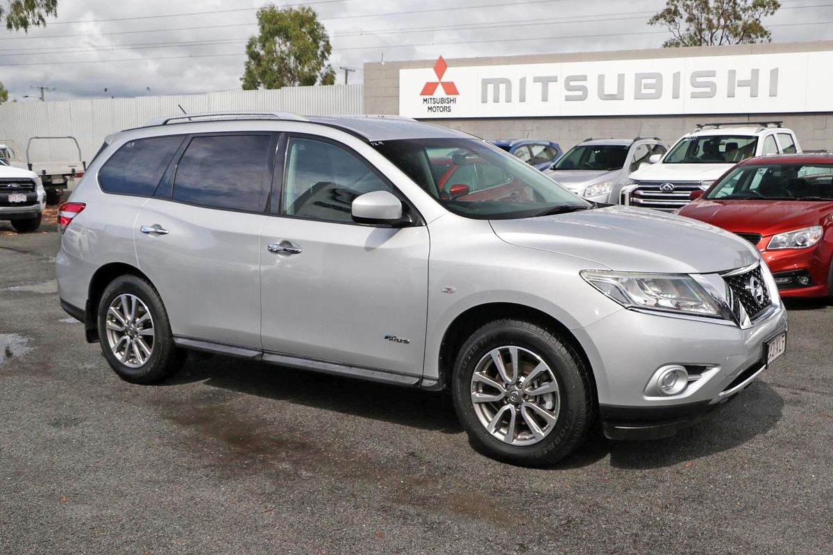 2015 Nissan Pathfinder ST R52