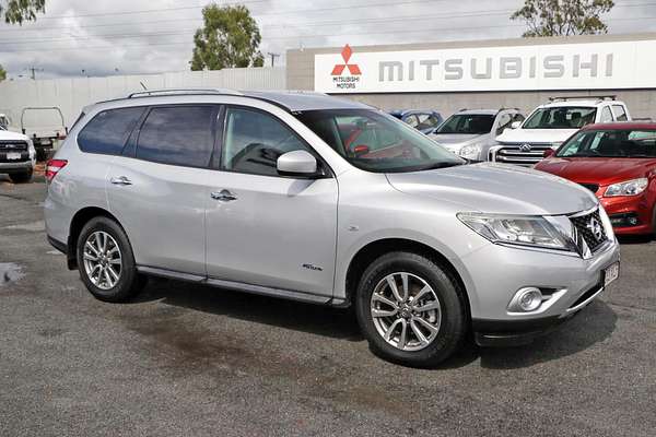 2015 Nissan Pathfinder ST R52
