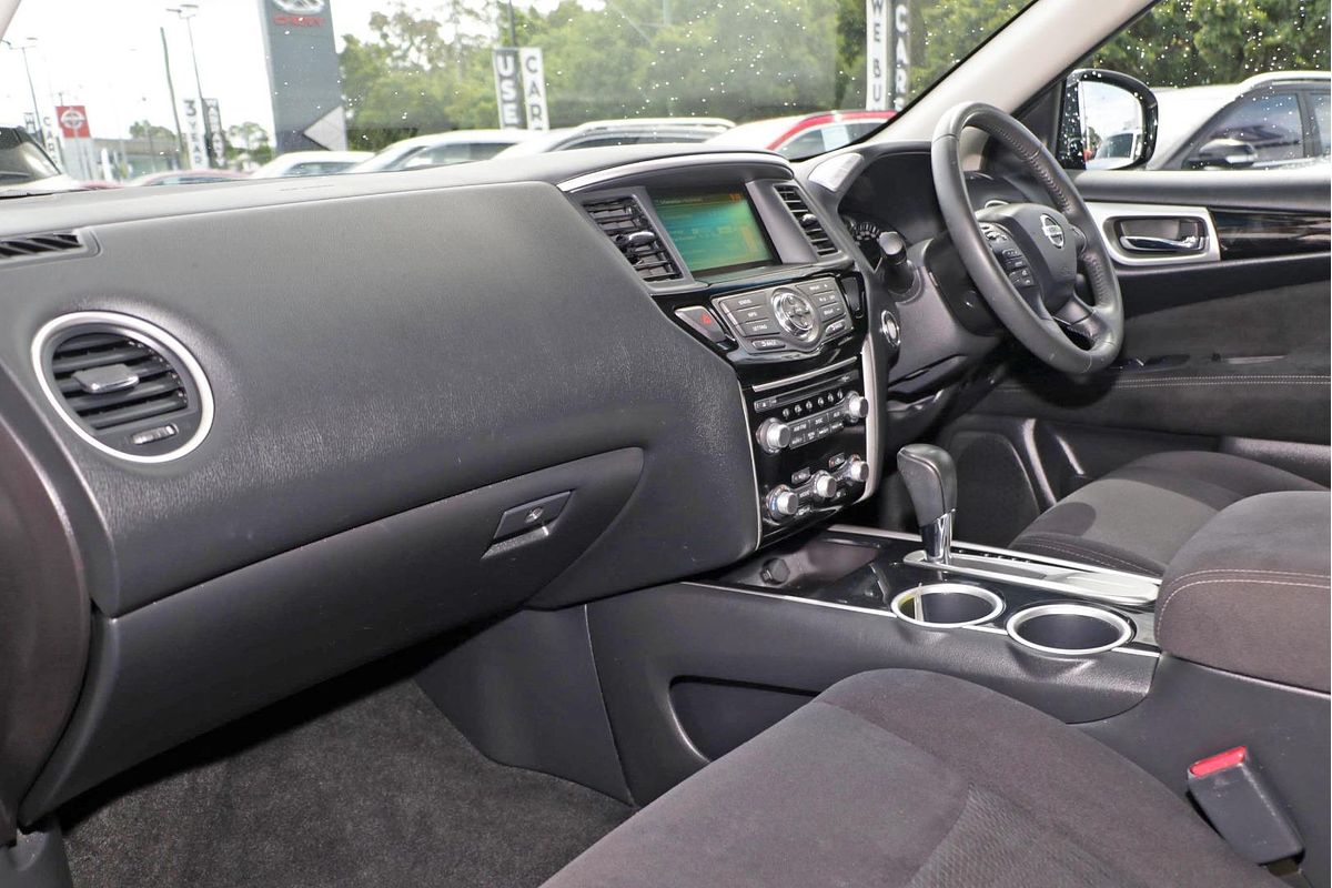 2015 Nissan Pathfinder ST R52