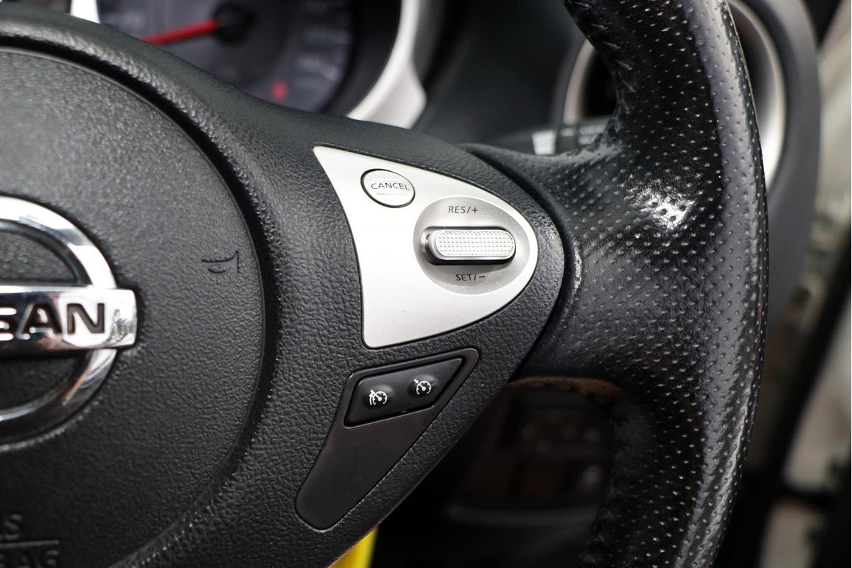 2013 Nissan JUKE ST F15